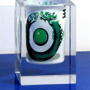 水晶笔筒