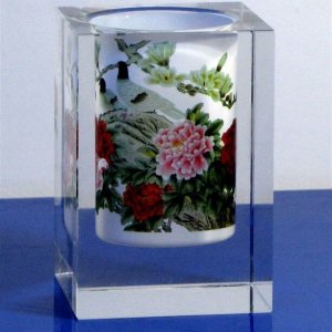 水晶笔筒